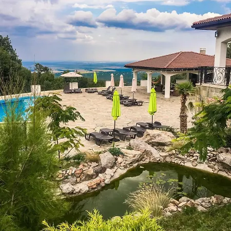 Eclectic With Breathtaking Views Of Rhodopes 公寓 Bryastovo (Haskovo)